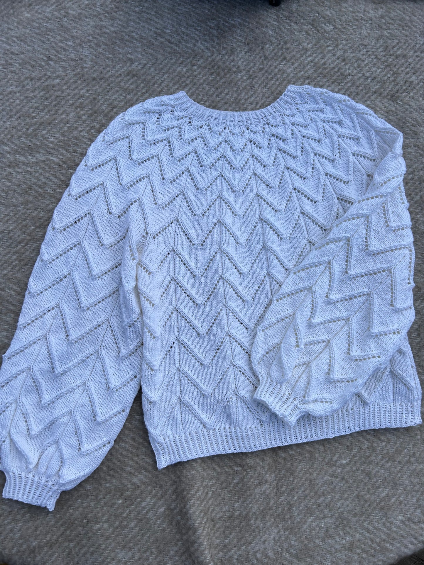 Arrowina Sweater