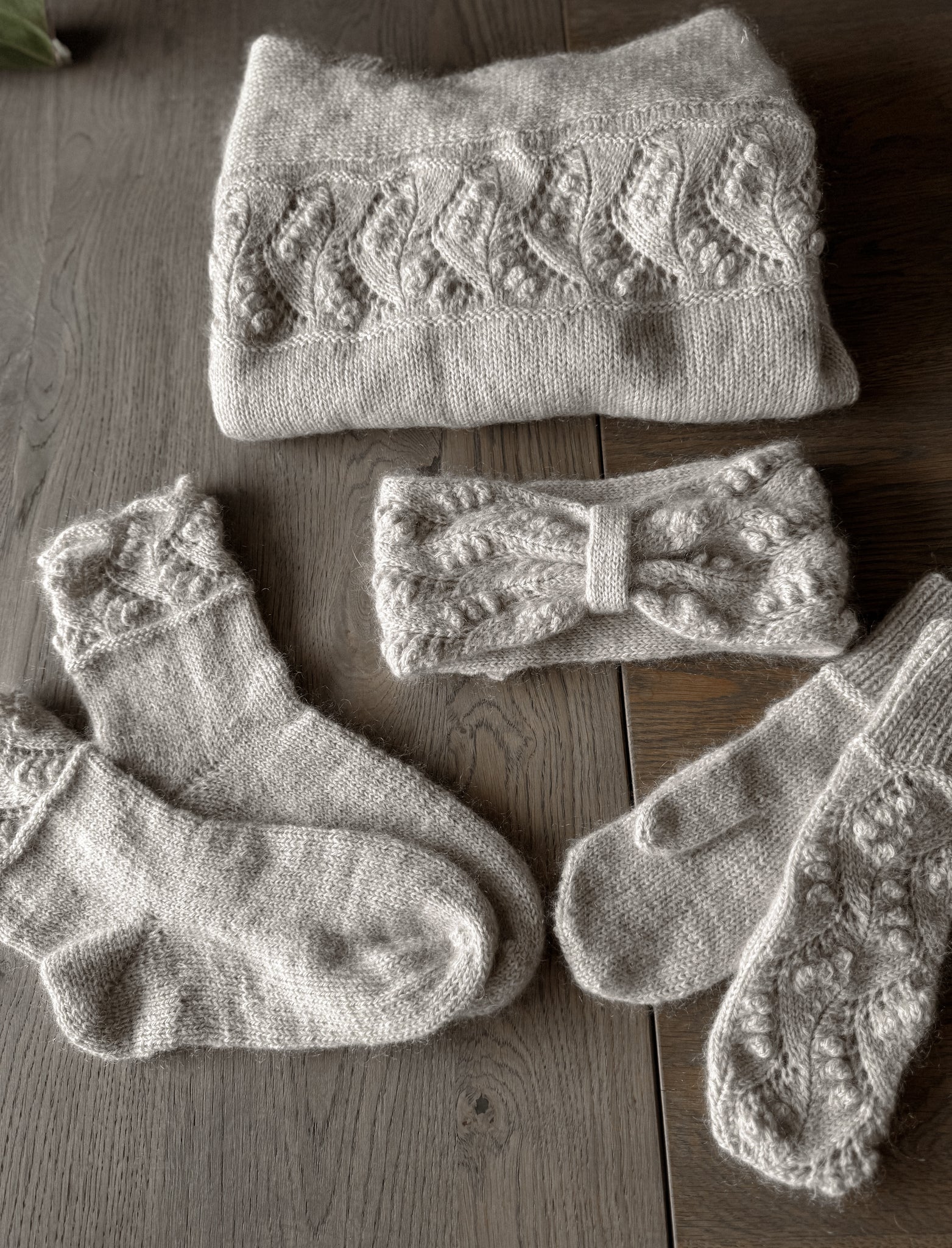Bluebell mittens – lune votter med nydelig popcornmønster