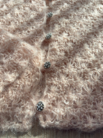 Flowers Romance Cardigan – Romantisk cardigan i blomsterstrikk