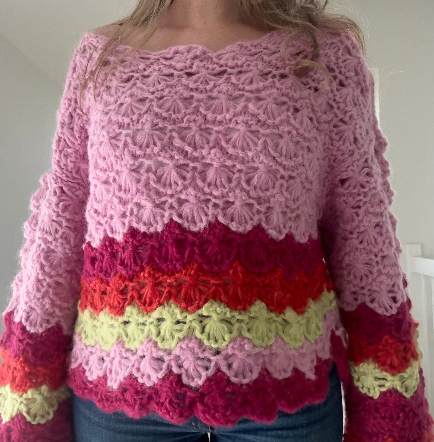 Flower field- Chunky genser med blomsterstrikk