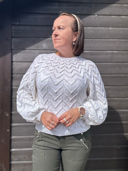 Arrowina Sweater