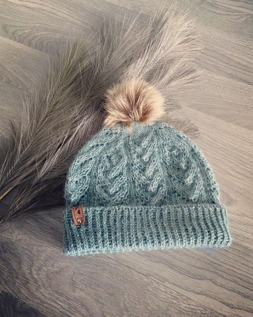 Arrowina beanie – Luen med lekkert pilmønster