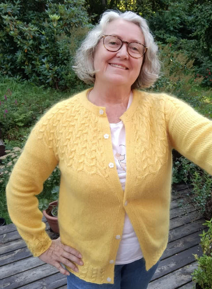 Heartshaped cardigan – En flettefavoritt