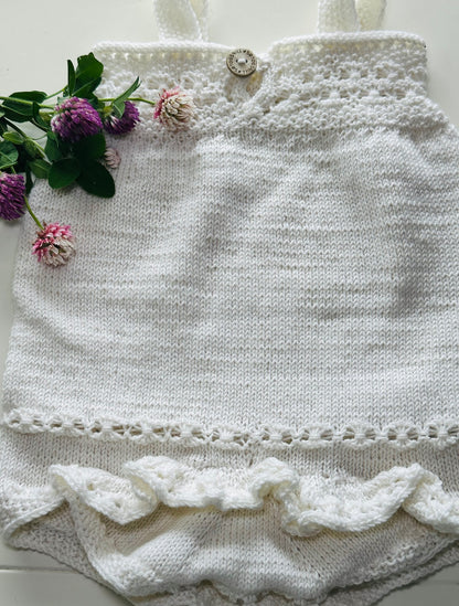 Viktoria's Flowers Romper – Babyromper med blomsterkant