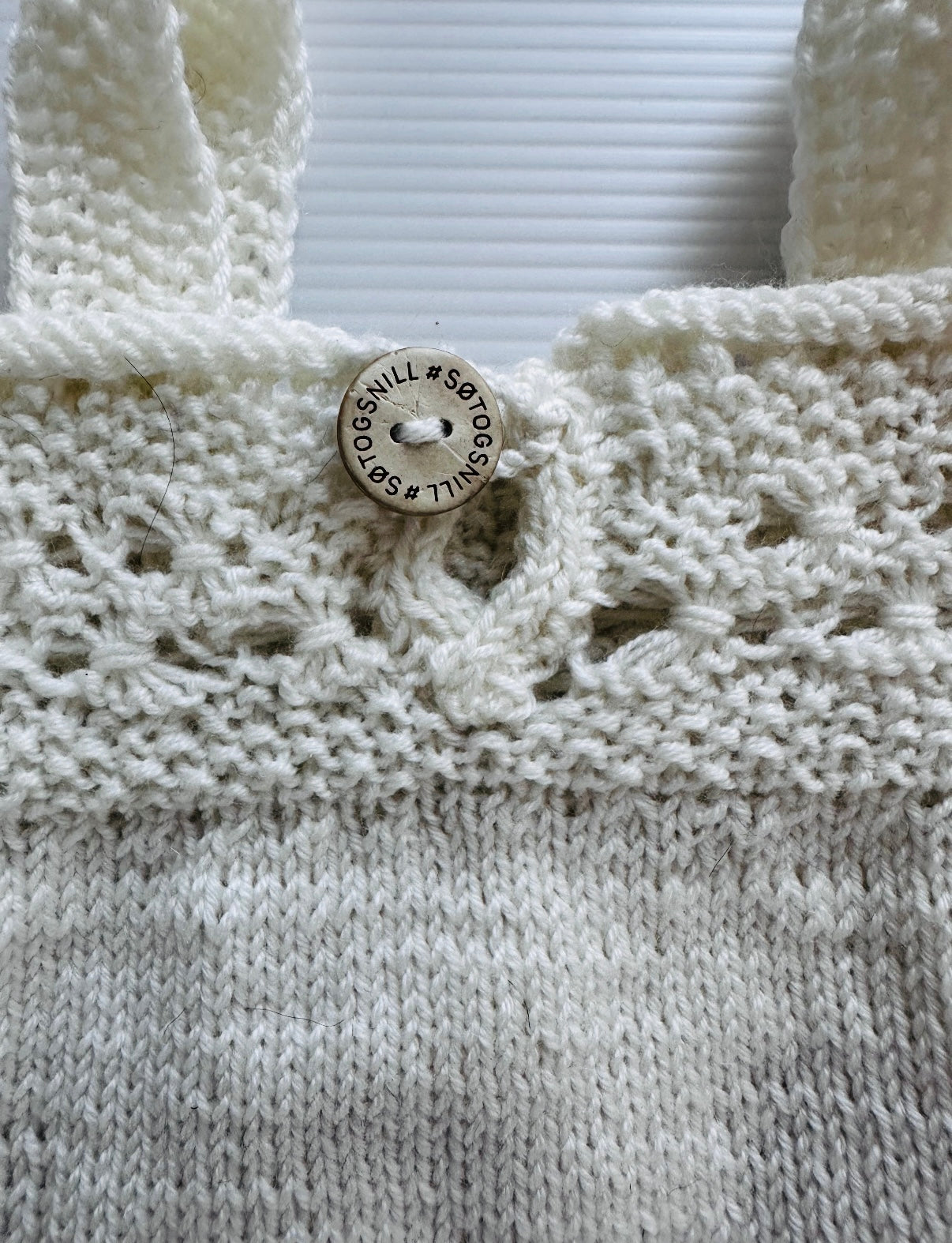 Viktoria's Flowers Romper – Babyromper med blomsterkant