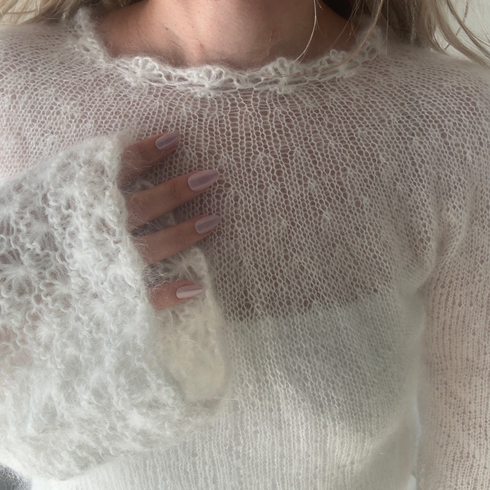 Snow Flower - Nydelig genser i myk mohair