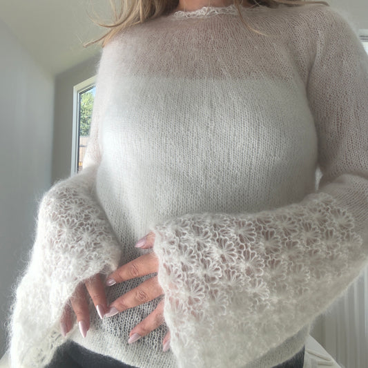 Snow Flower - Nydelig genser i myk mohair