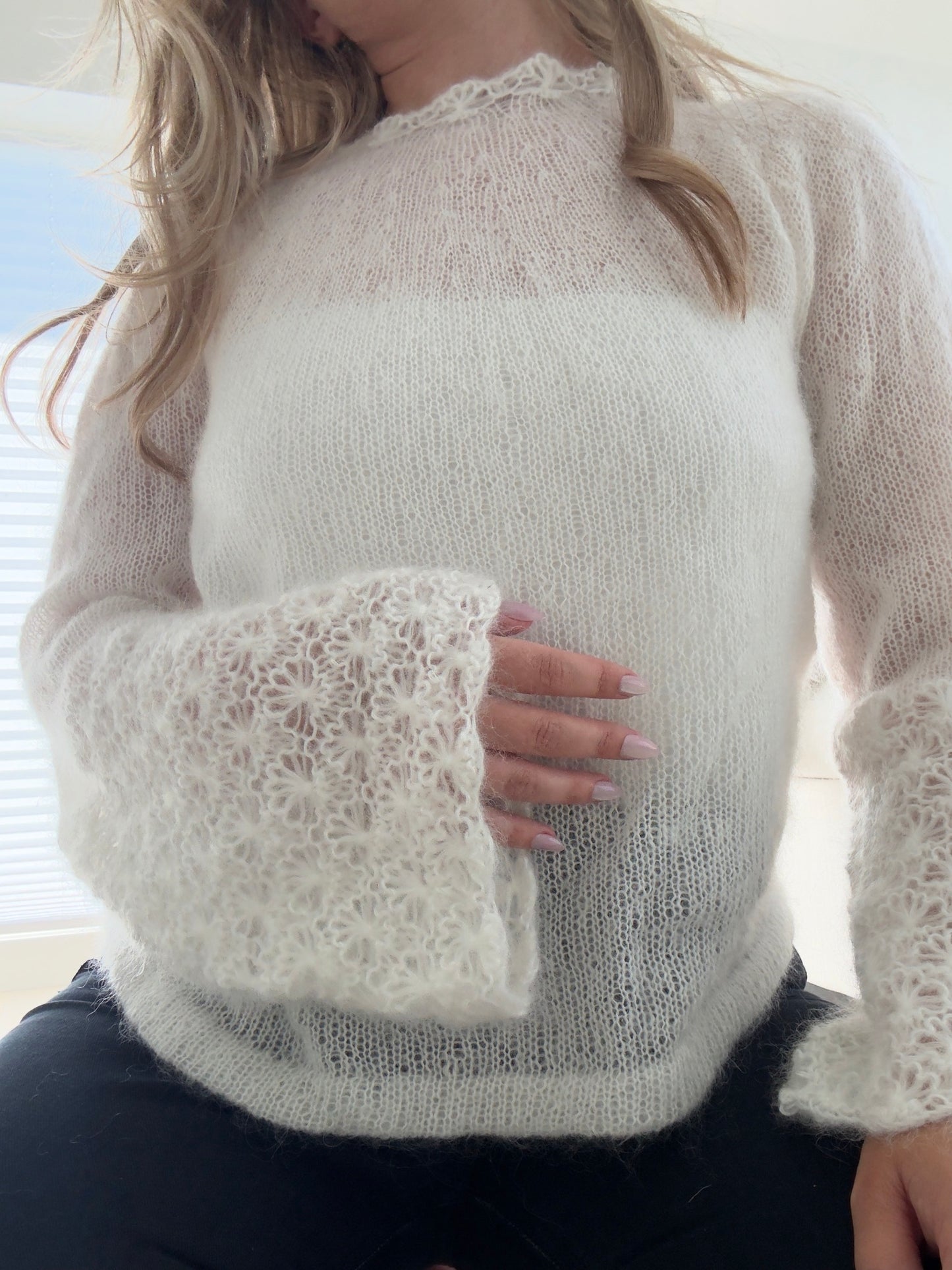 Snow Flower - Nydelig genser i myk mohair
