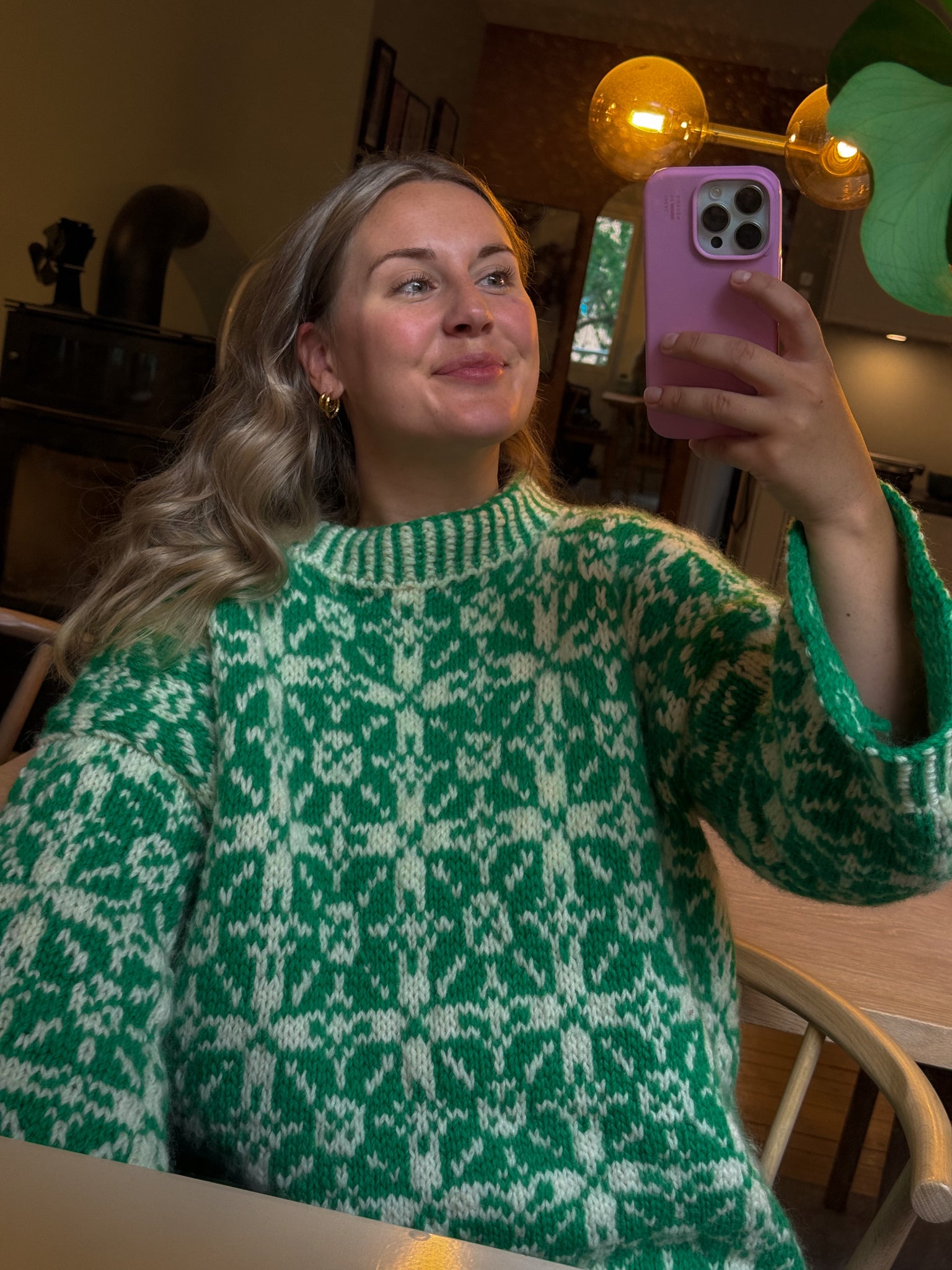Vildblomst Sweater – Blomstrende strikkegenser i to farger