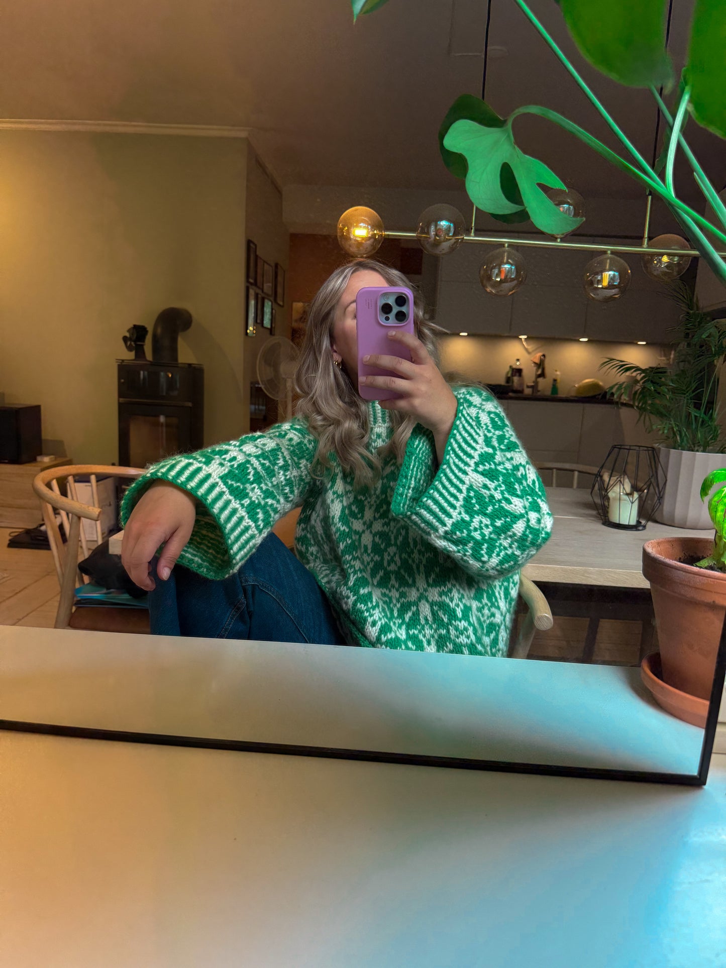 Vildblomst Sweater – Blomstrende strikkegenser i to farger