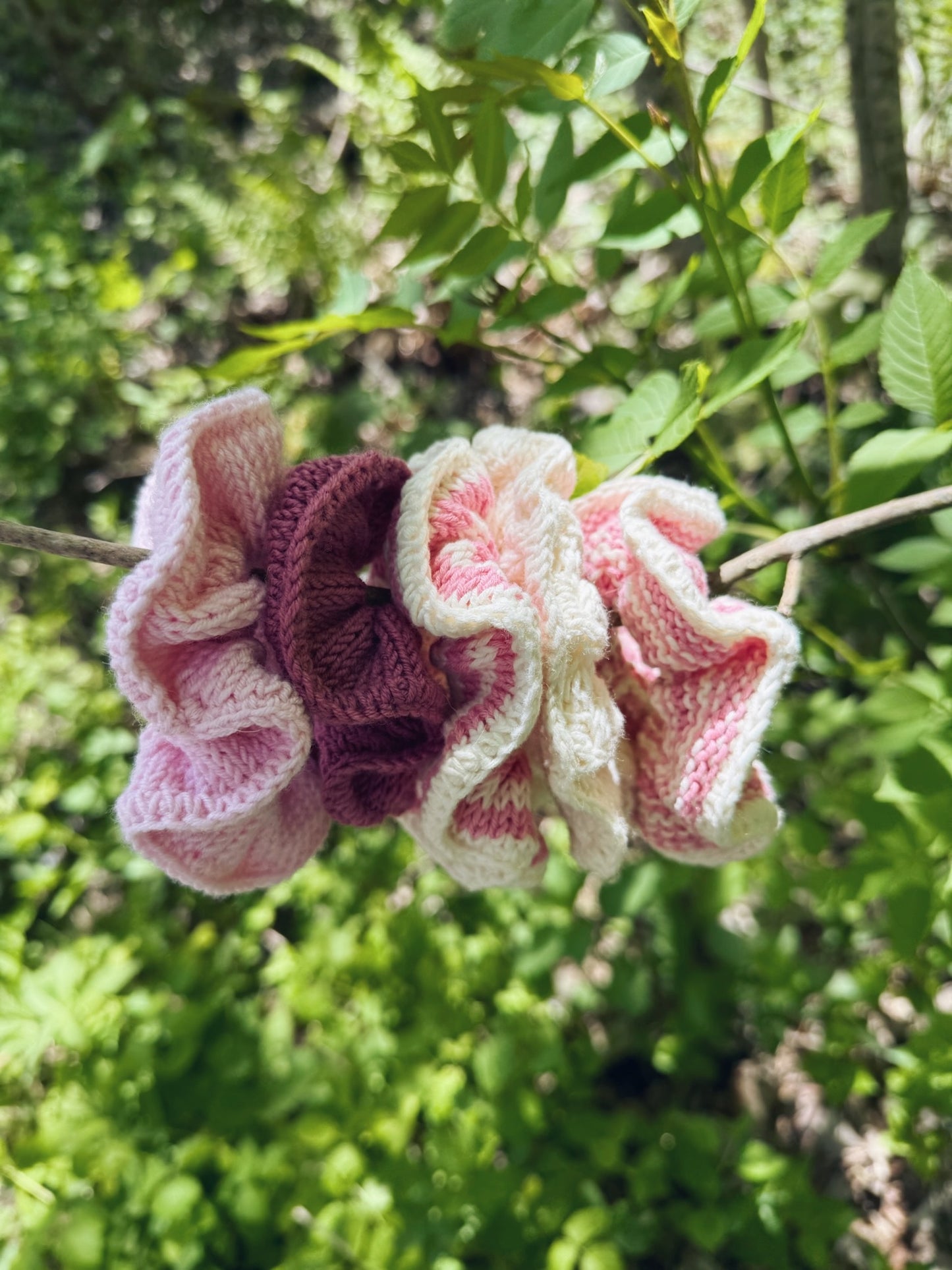 Lilly, Ivy & Fanny - scrunchies du bare må ha