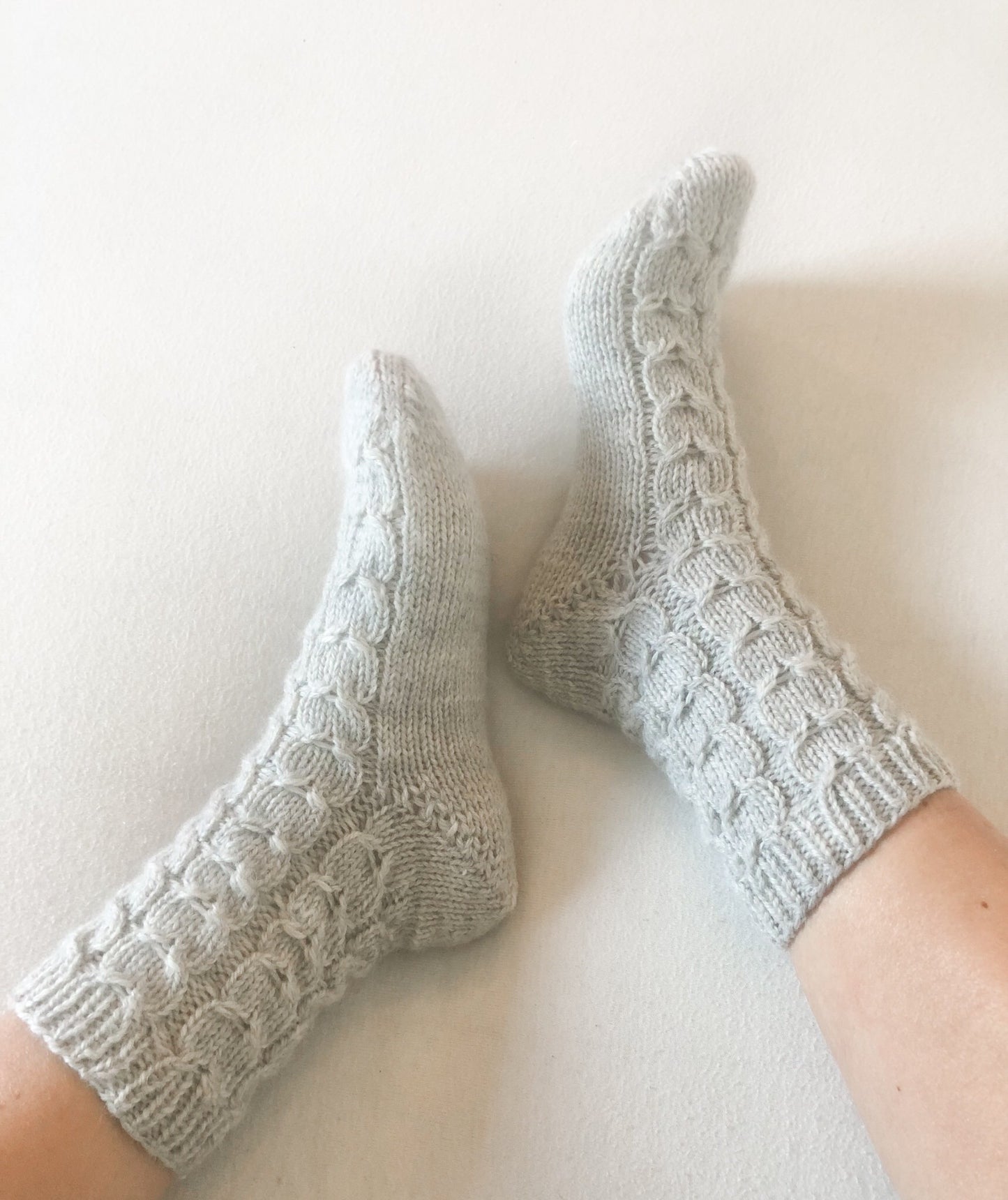 Heartshaped Socks – Flettestrømper med hjerteinspirert struktur