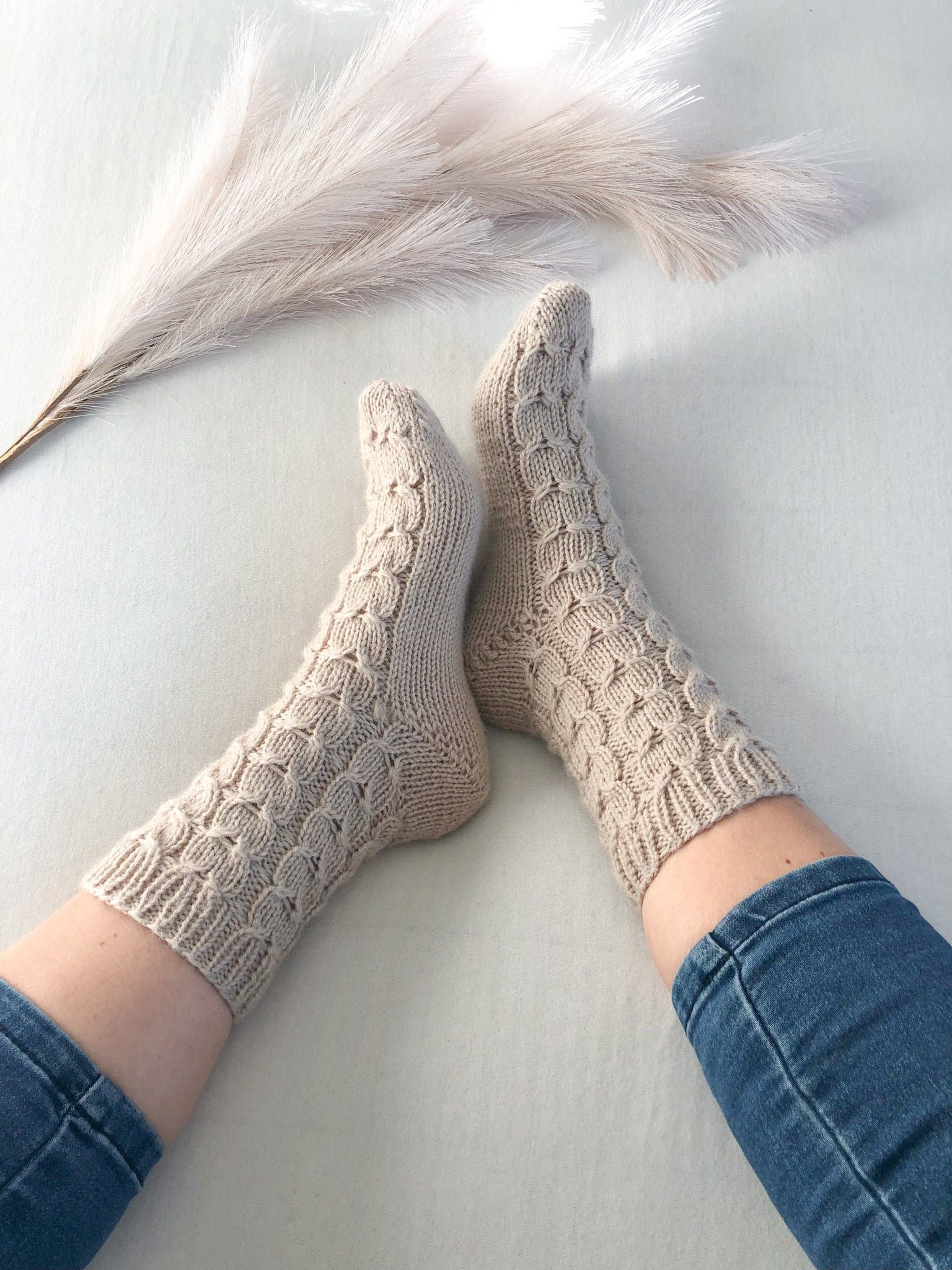 Heartshaped Socks – Flettestrømper med hjerteinspirert struktur