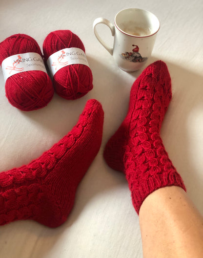 Heartshaped Socks – Flettestrømper med hjerteinspirert struktur