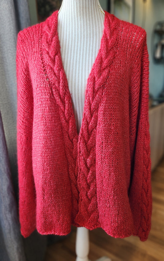 Snuggles Cable Cardigan – Chunky cardigan med flettedetaljer