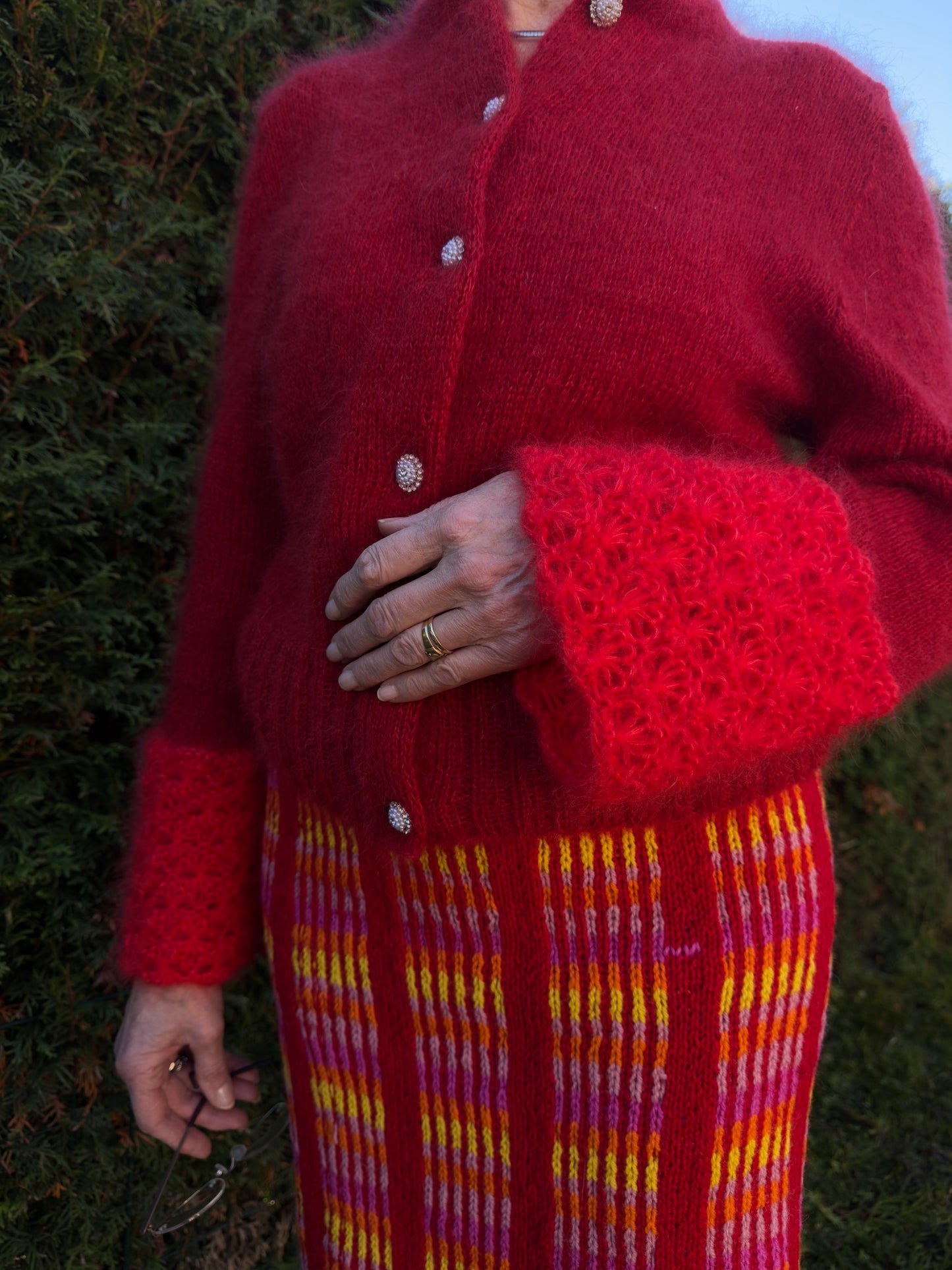 Christmas Flowers - Bente Cardigan