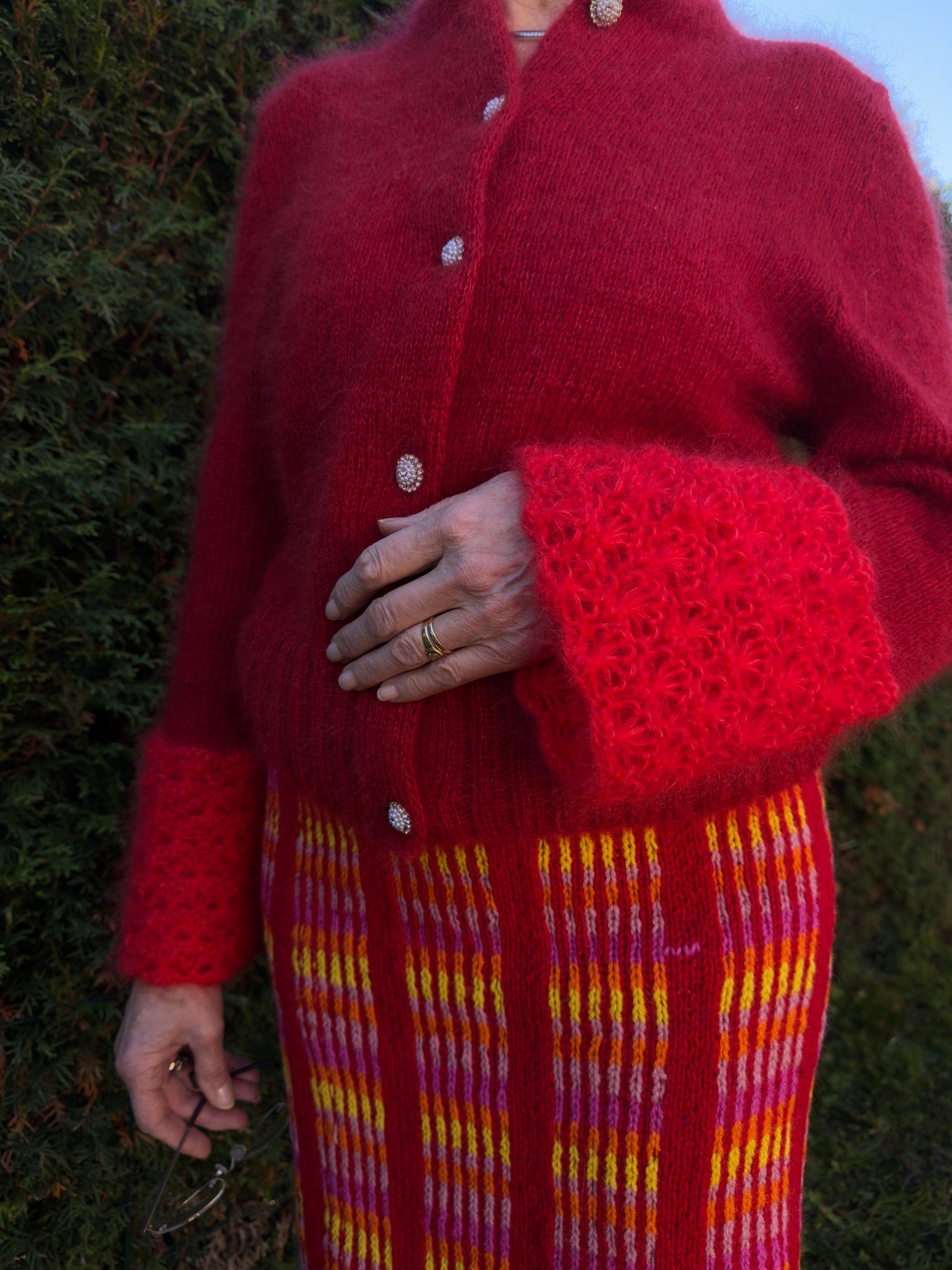 Christmas Flowers - Bente Cardigan