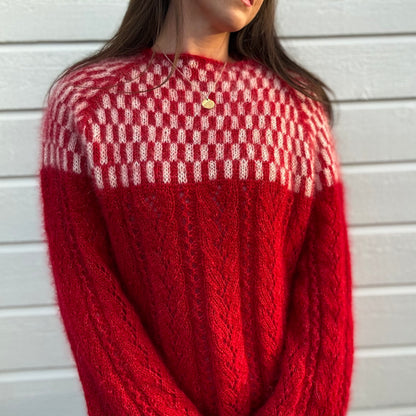 Vårglødgenser av Knit by Celina