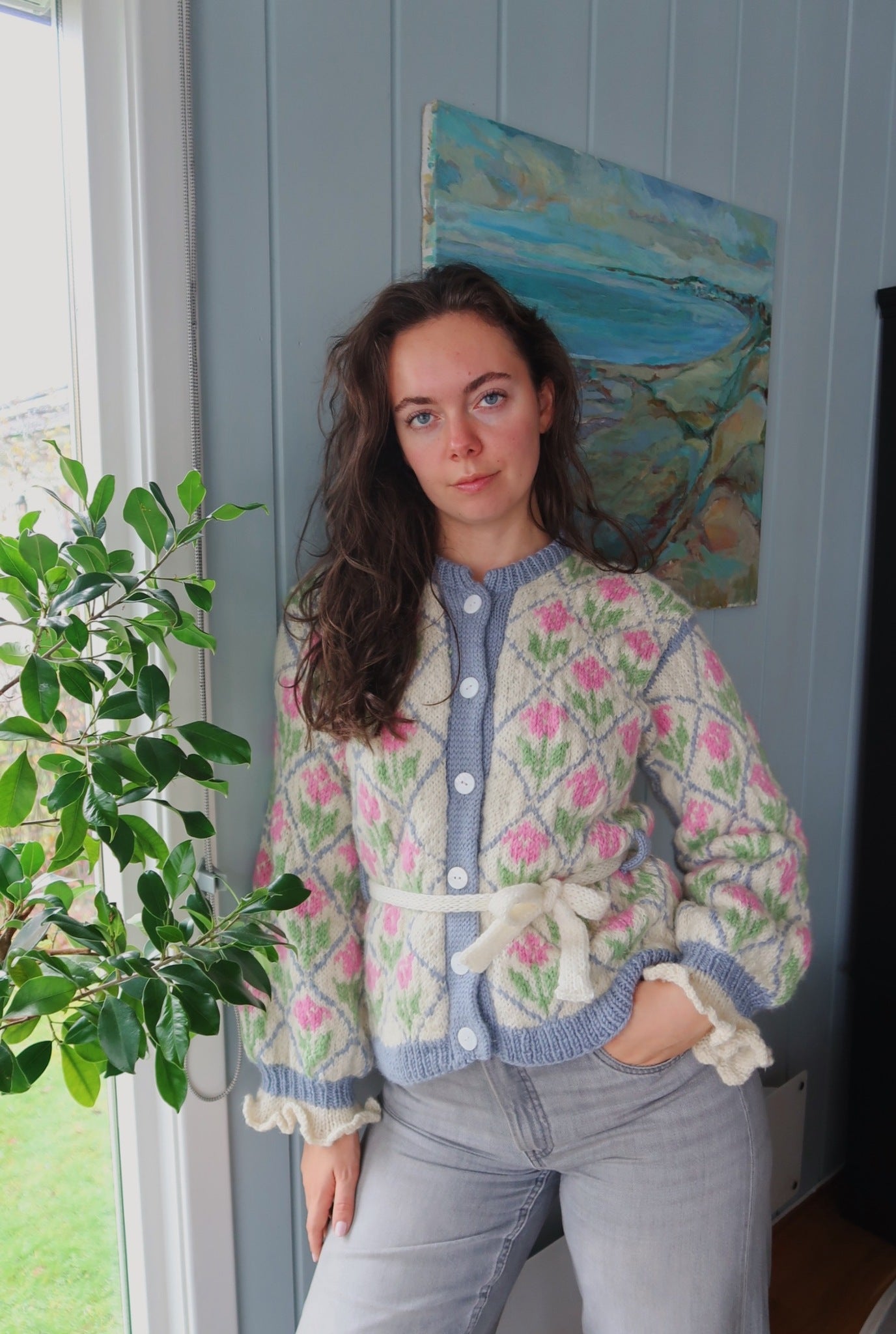 Renate Jakken – romantisk og naturinspirert jakke med blomster