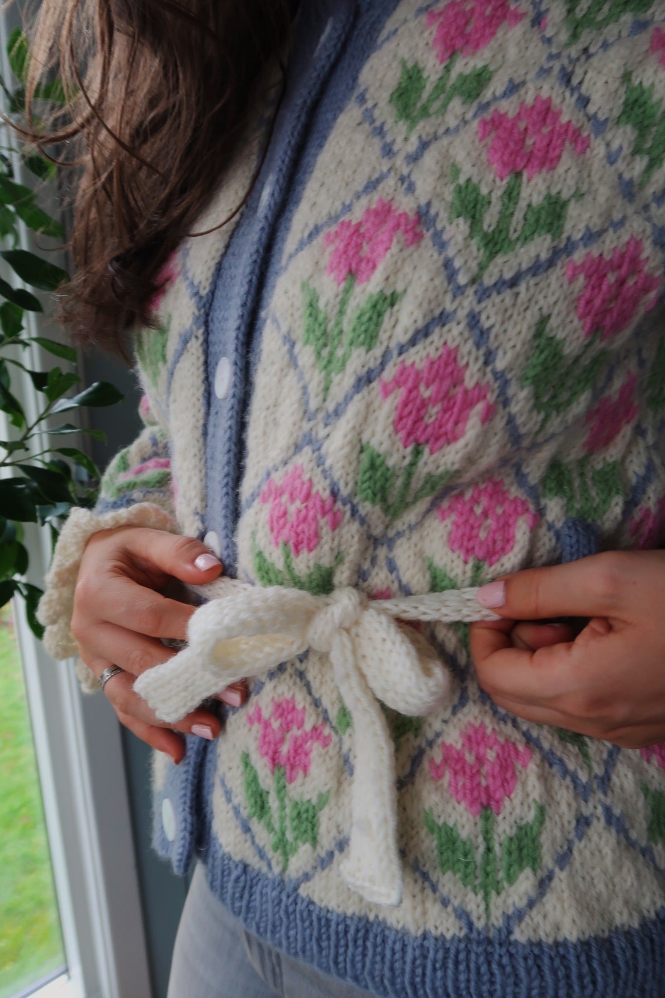 Renate Jakken – romantisk og naturinspirert jakke med blomster