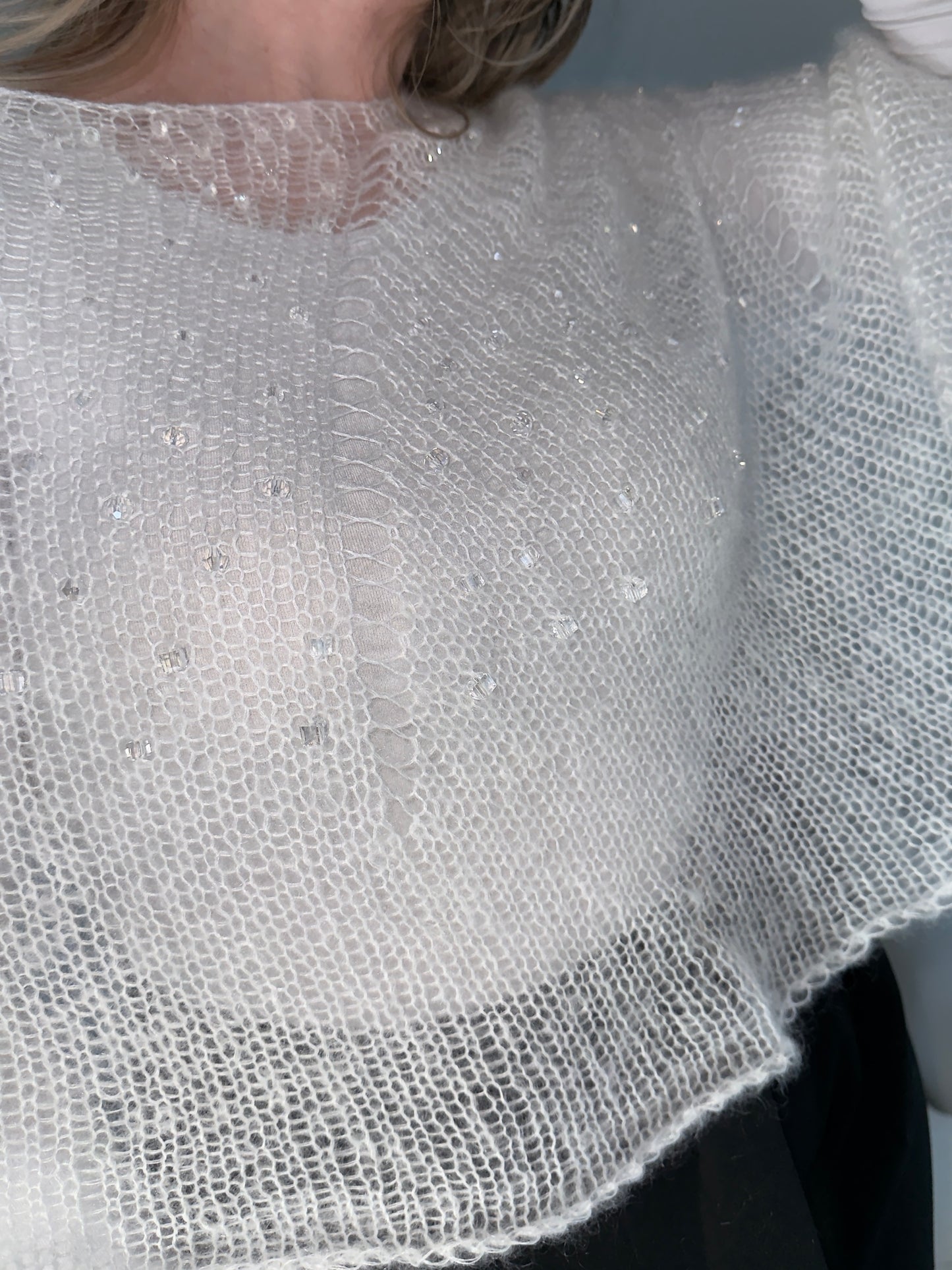 Morgendugg & Silkedun – to luksuriøse ponchoer i mohair