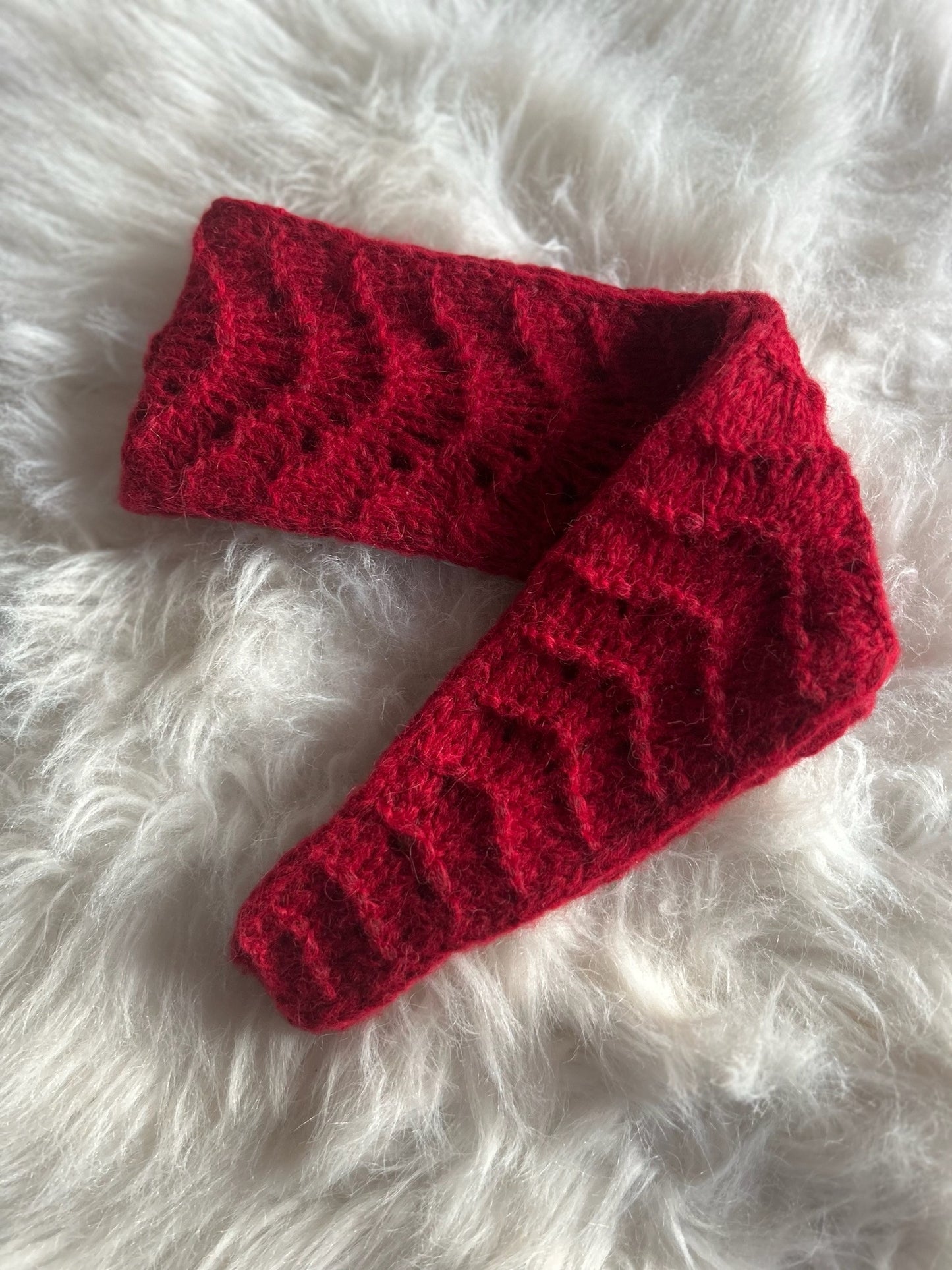 Lavinia Scarf – Elegant skjerf i luftig strukturstrikk