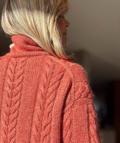 Autumn Zipsweater – Tidløs genser med glidelås og flettestruktur