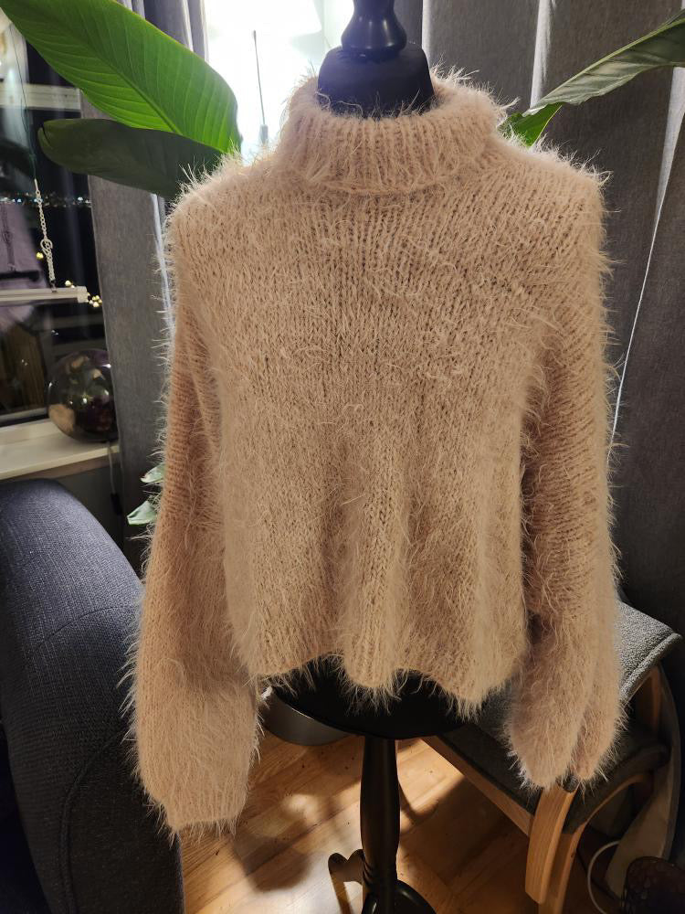Snuggles Turtleneck Sweater – Pologenseren som kombinerer stil og komfort