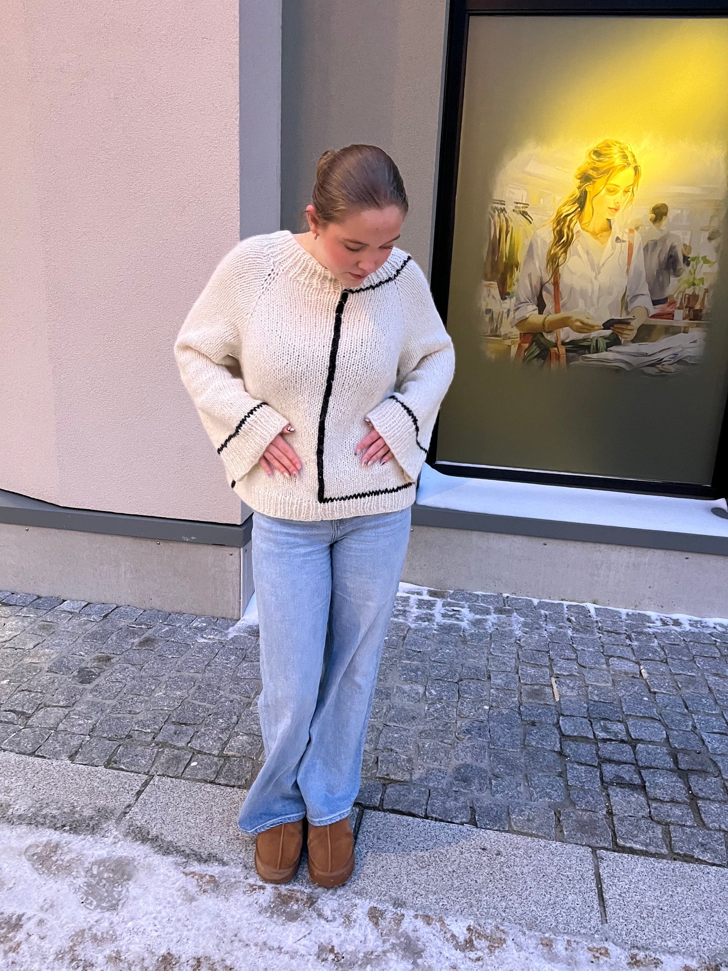 Contrast sweater – oversized genser med kontrastdetaljer