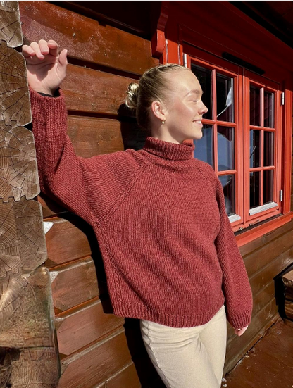 Sannegenseren – chunky – Raglangenser med falske fletter fra ByHollekim