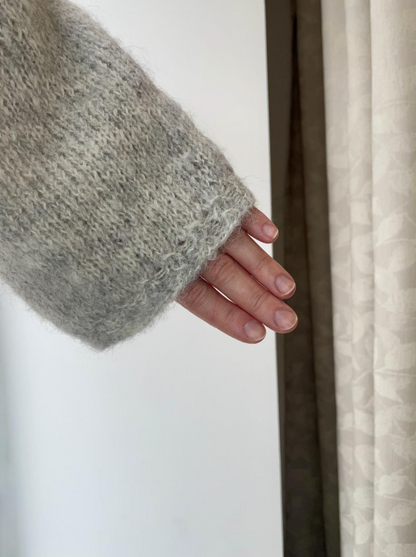 Soleil Sweater – Raglangenser med struktur i midjen fra ByHollekim