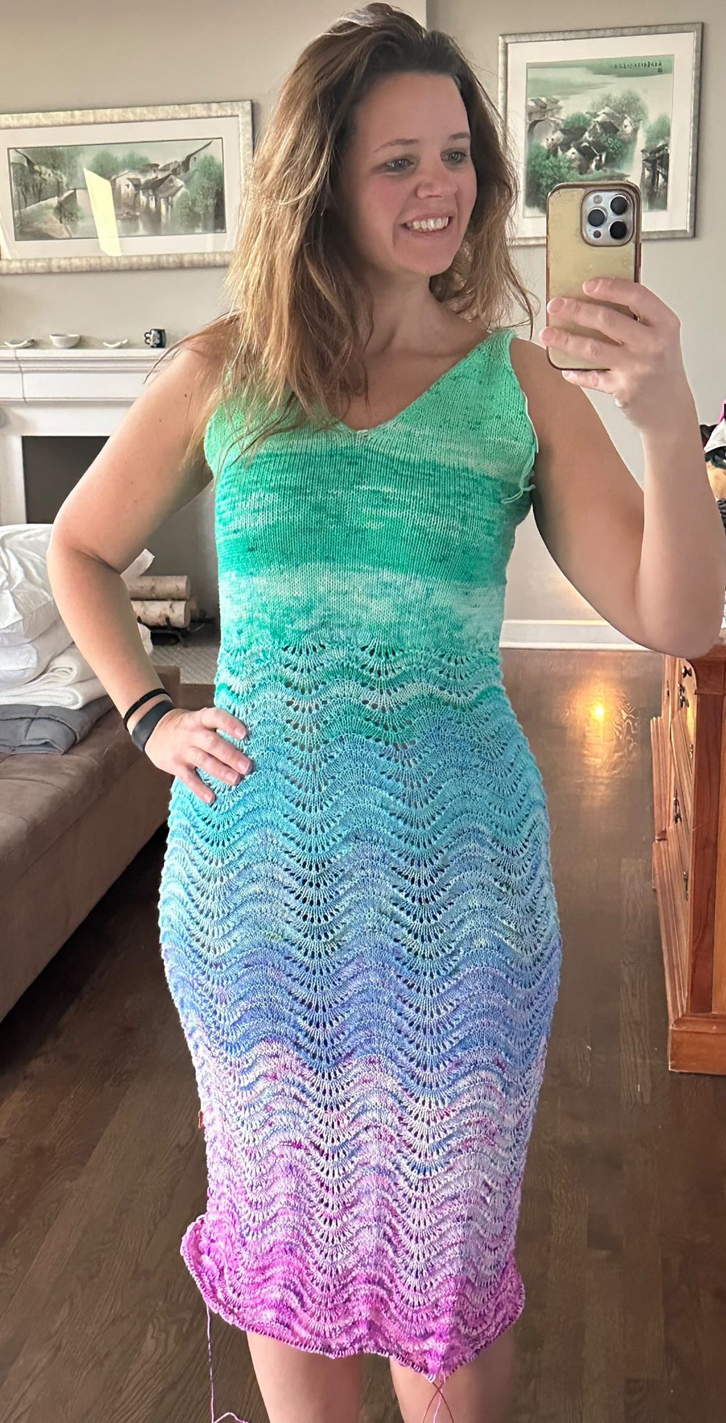 Lavinia Dress – elegant strikkekjole med glitrende detaljer