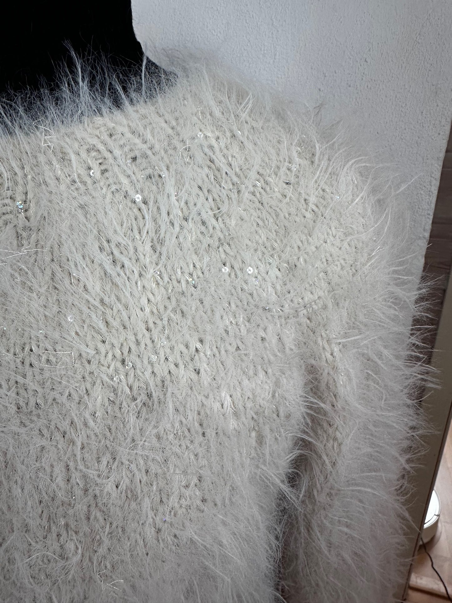 Basta Urban – Fluffy genser med rundfelling