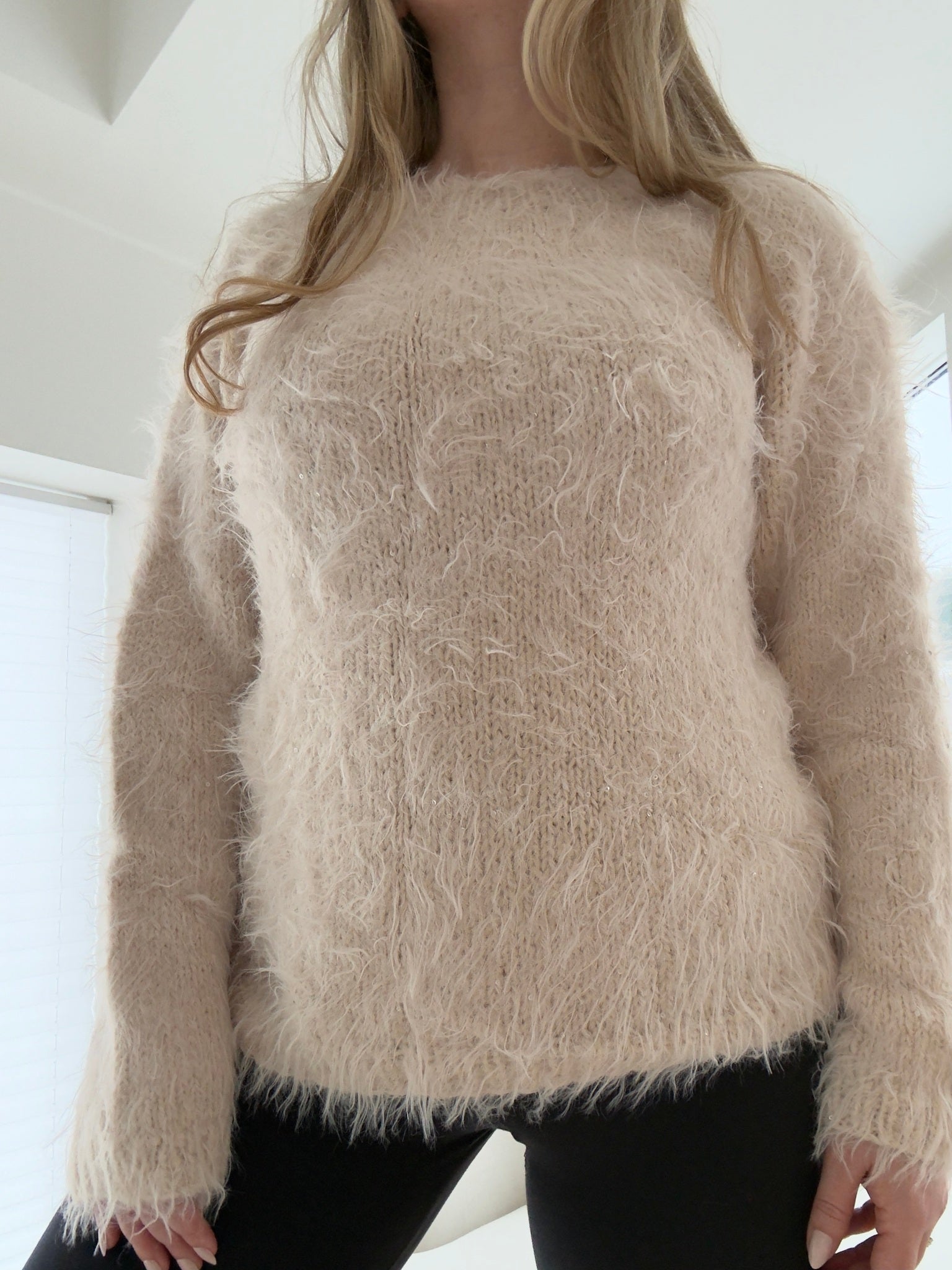 Basta Urban – Fluffy genser med rundfelling