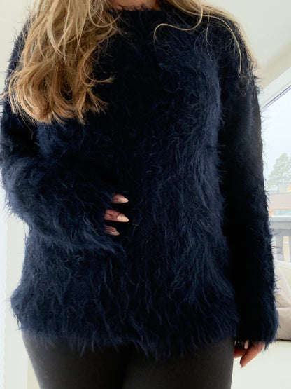 Basta Urban – Fluffy genser med rundfelling