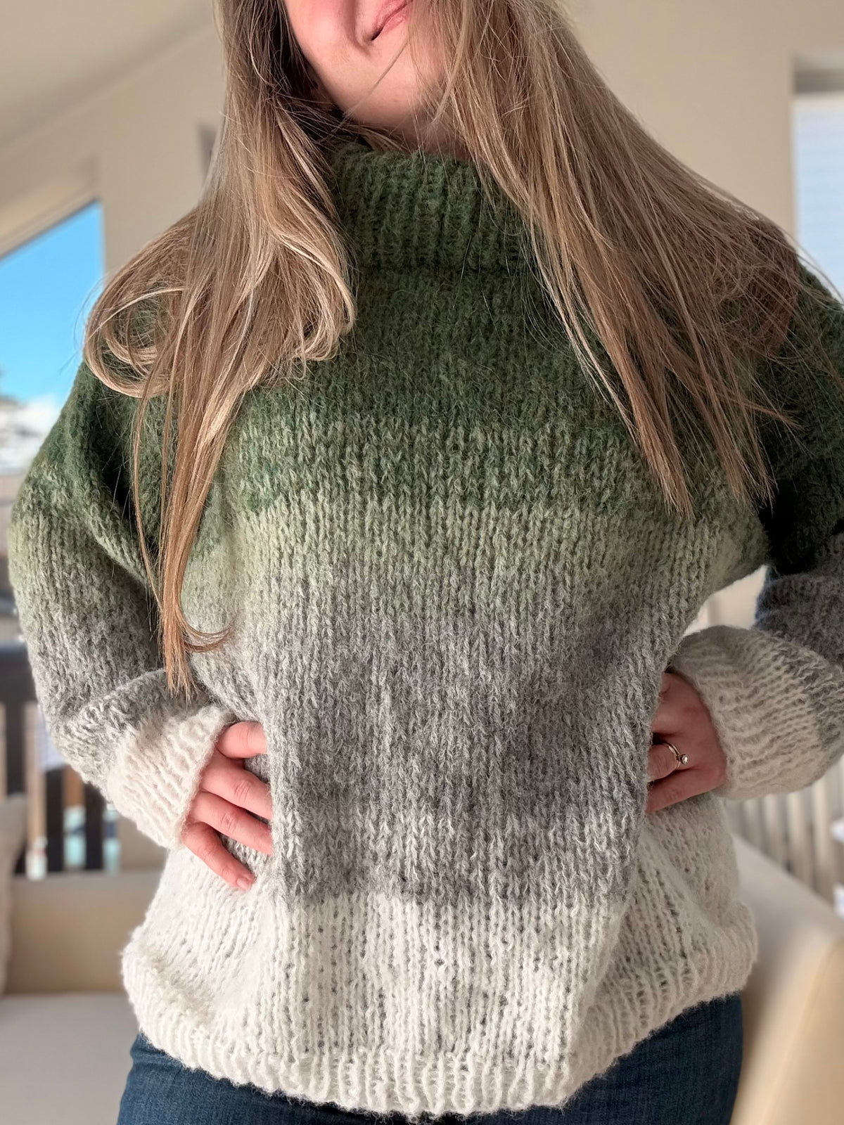 Basic No 3 – Faded Mohairgenser med høy hals