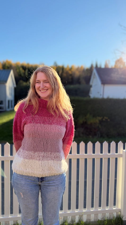 Basic No 3 – Faded Mohairgenser med høy hals