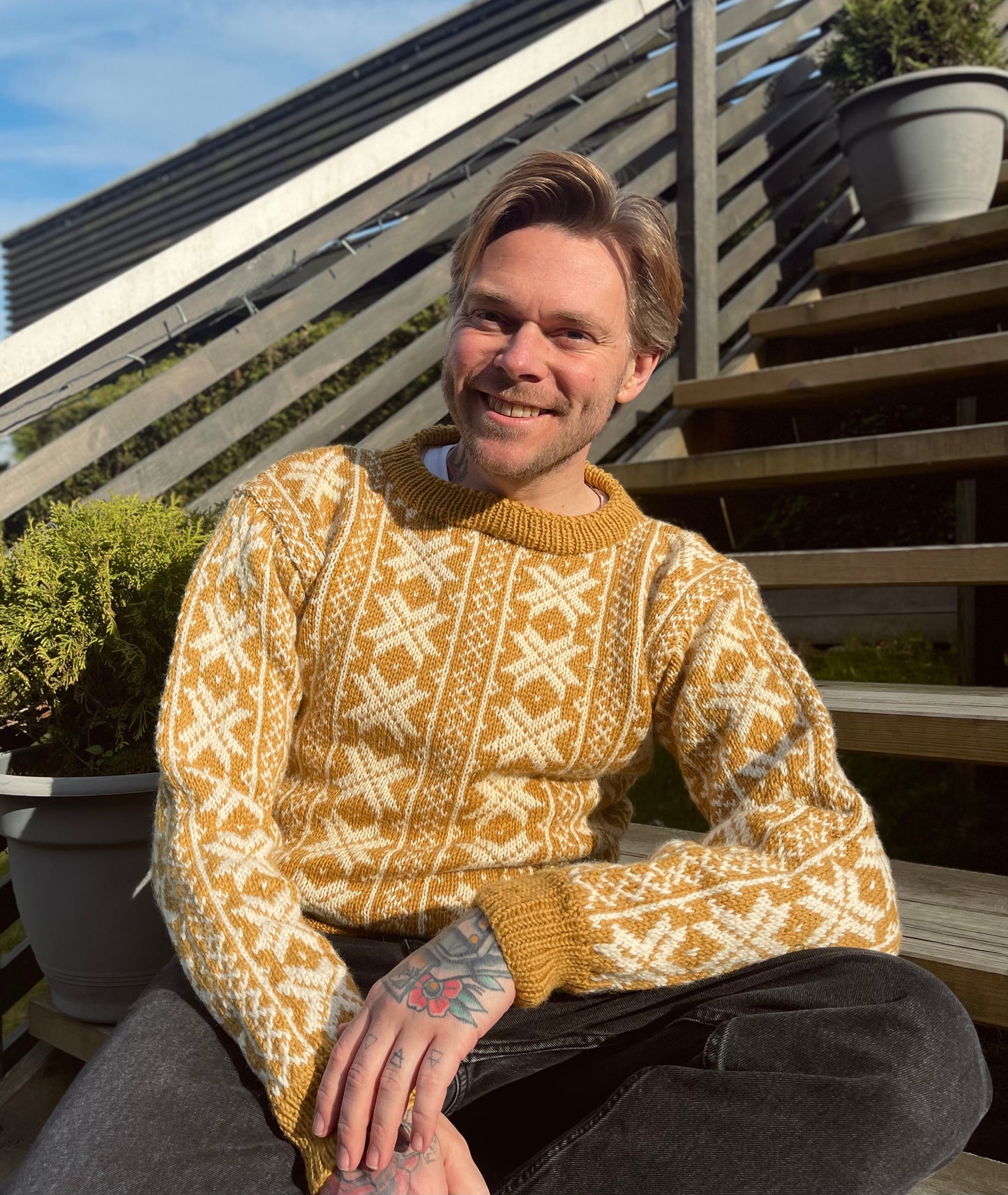 Frostgard genser – klassisk mønstersgenser til dame og herre