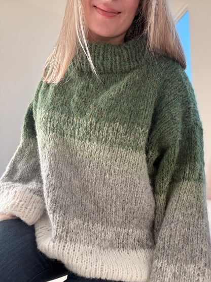 Basic No 3 – Faded Mohairgenser med høy hals