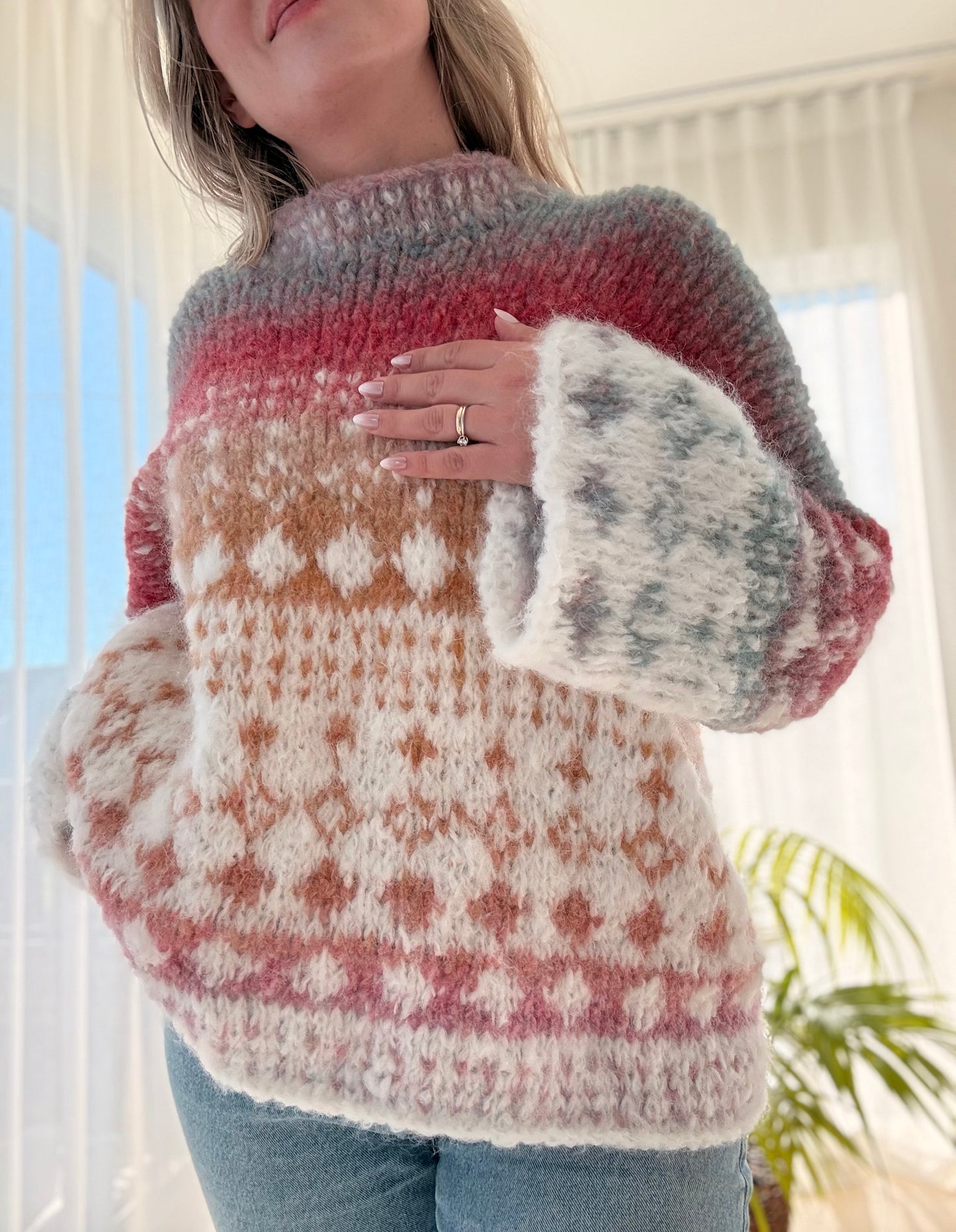 Fargerike Diamanter – Myk, chunky og oversized genser med diamantmønster
