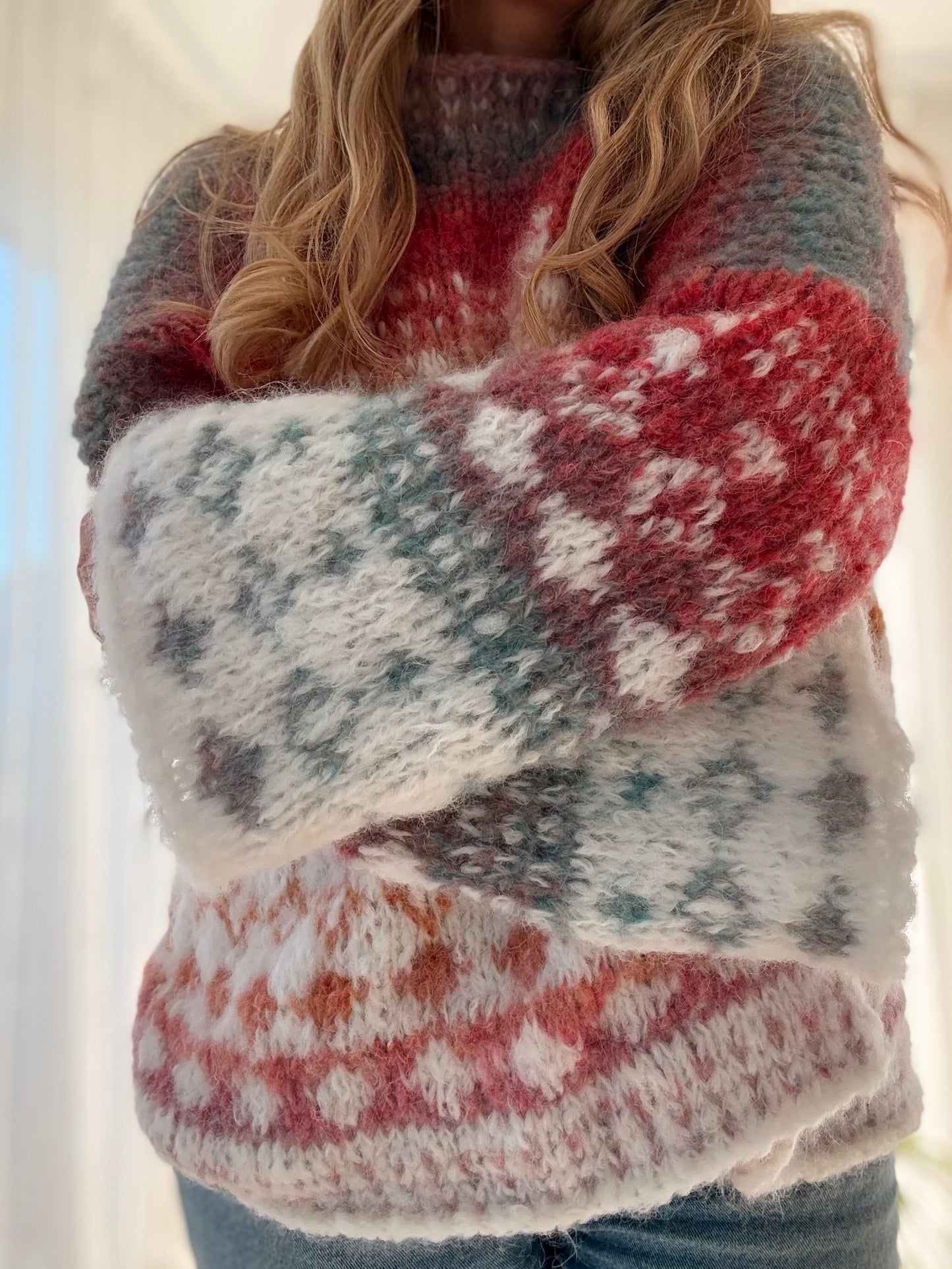 Fargerike Diamanter – Myk, chunky og oversized genser med diamantmønster