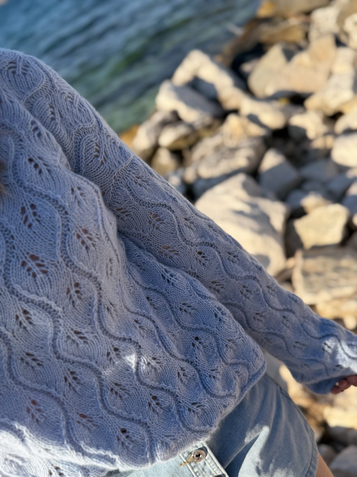 Folia Sweater - lett, luftig og delikat genser