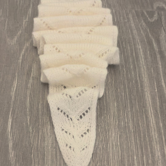 Arrowina Scarf, detalj av pilmønsteret