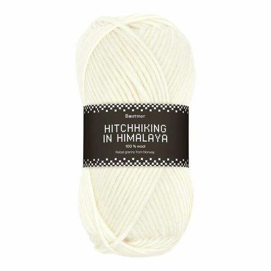 Hitchhiking in Himalaya 8001 White